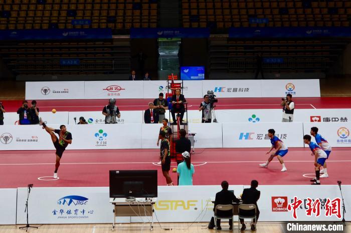 浙江金华开赛的亚洲藤球锦标赛进入紧张阶段 崔