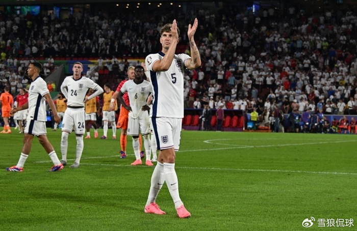 英格兰主帅直言马奎尔世界杯前景堪忧 多位球员