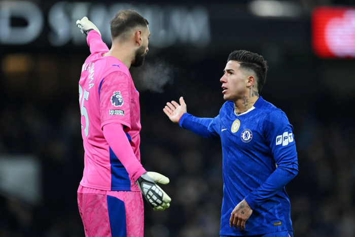 恩佐禁赛引争议，切尔西或遭重创