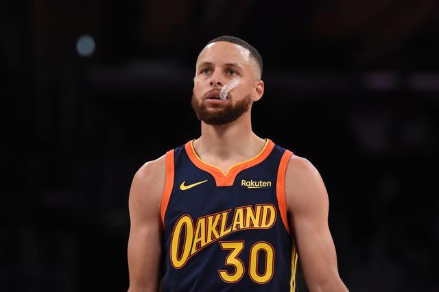 勇士湖人附加赛经典对决引爆季后赛席位争夺战