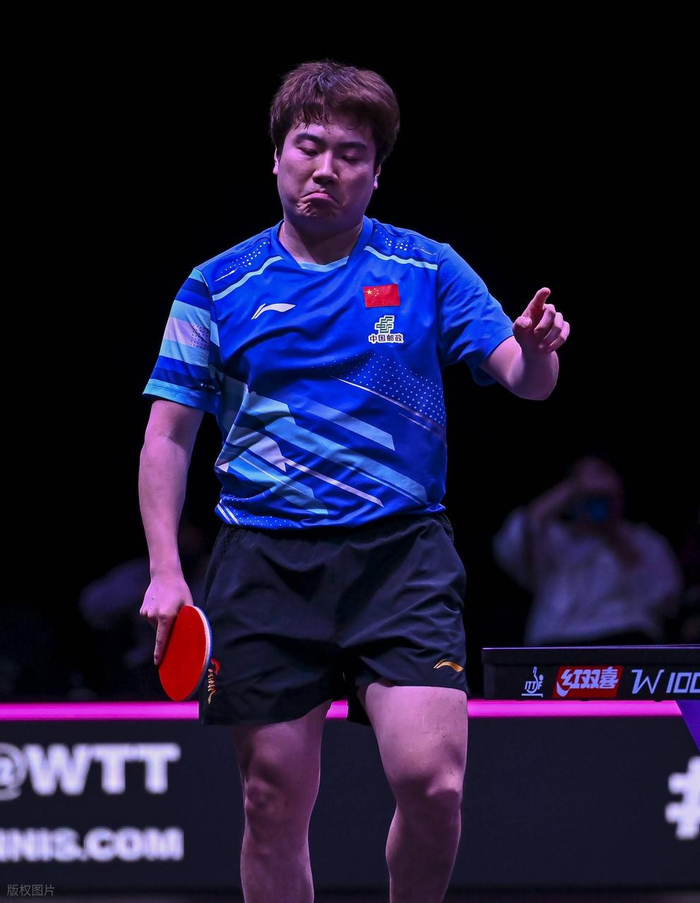 梁靖崑带伤备战世乒赛引担忧 伤病成国乒三号最